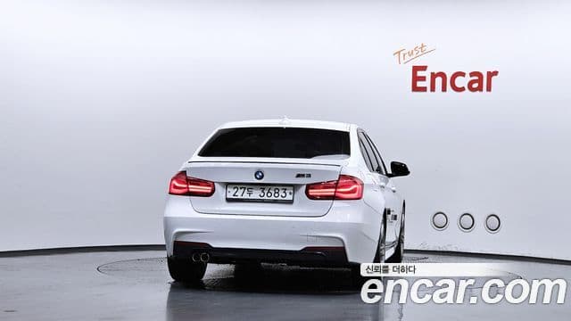 BMW 3 Series (F30) 4