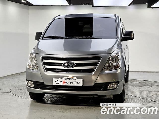 Hyundai Grand Starex 2
