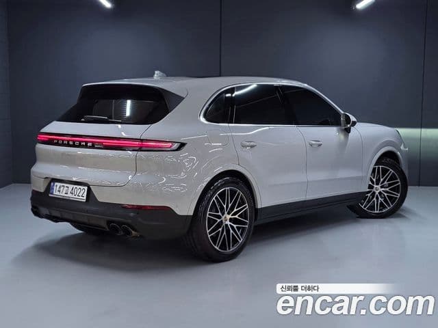 Porsche Cayenne (PO536) 2