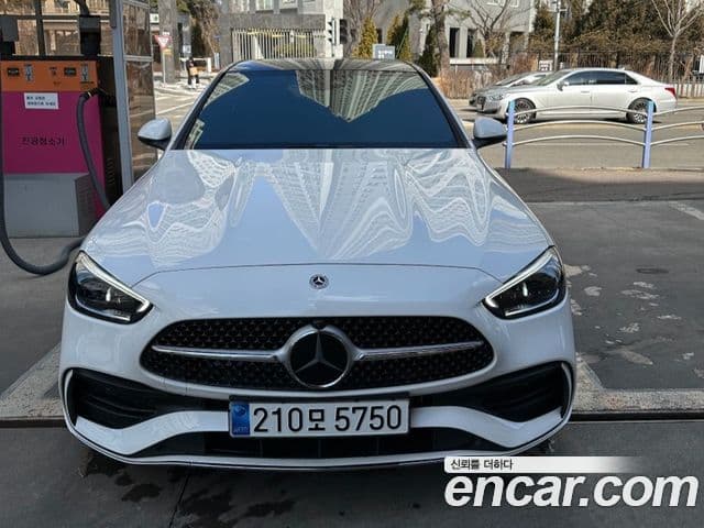 Mercedes-Benz C-Class W206 2