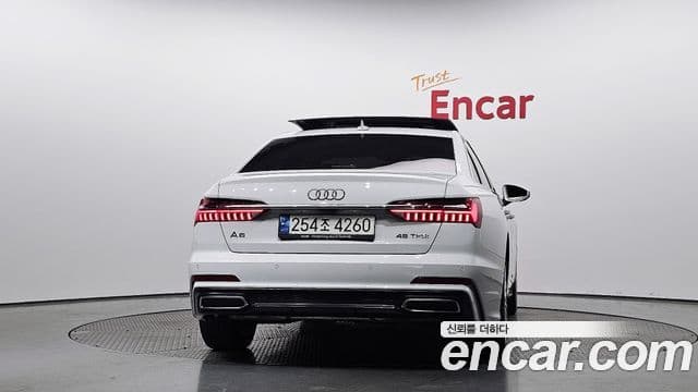 Audi A6 (C8) 3