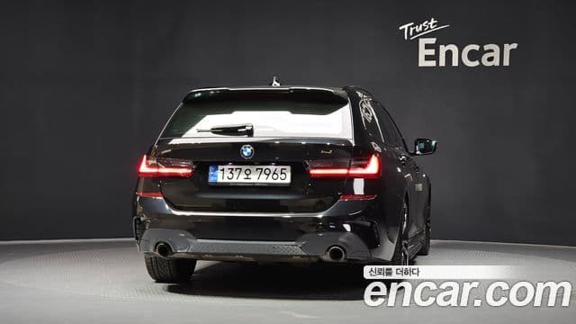 BMW 3 Series (G20) 4