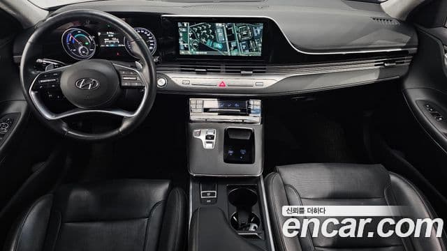 Hyundai The New Grandeur IG Hybrid 4