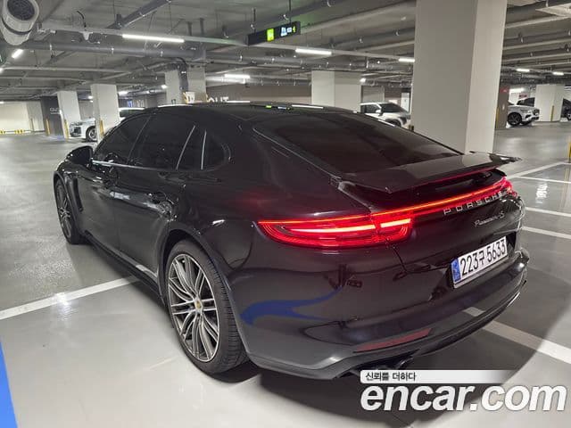 Porsche Panamera (971) 4