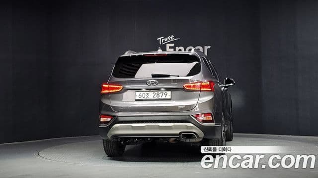 Hyundai Santa Fe TM 4