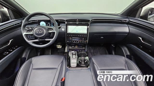 Hyundai Tucson (NX4) 4