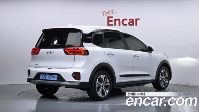 Kia Niro Plus 2
