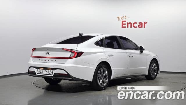 Hyundai Sonata (DN8) 2