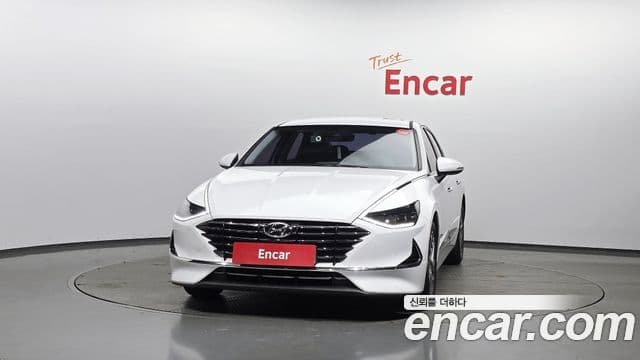 Hyundai Sonata (DN8) 3
