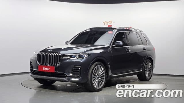 BMW X7 (G07) — 1