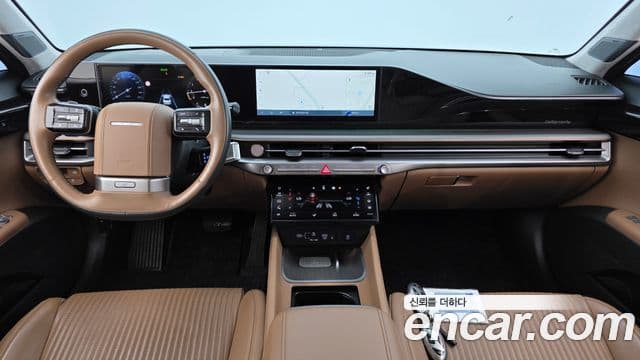 Hyundai Grandeur (GN7) 4