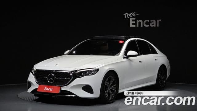Mercedes-Benz E-Class W214