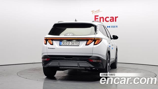 Hyundai Tucson (NX4) 4