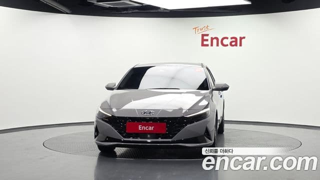 Hyundai Avante (CN7) 3