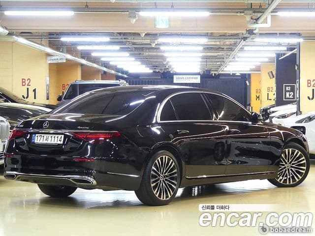 Mercedes-Benz S-Class W223 2