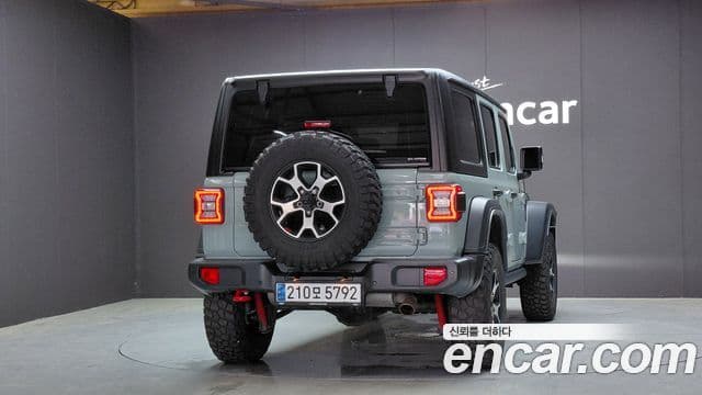 Jeep Wrangler (JL) 3