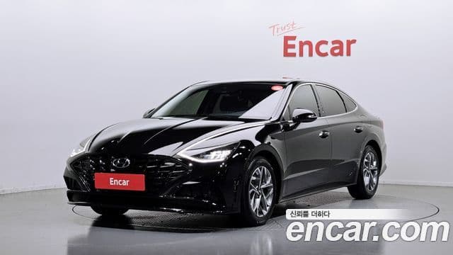Hyundai Sonata (DN8) 1