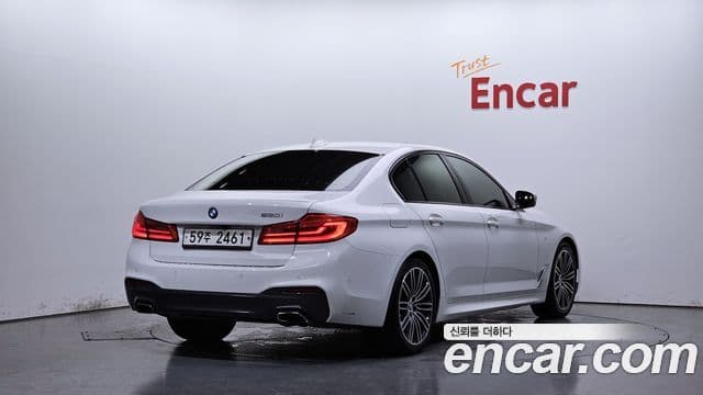 BMW 5 Series (G30) 2