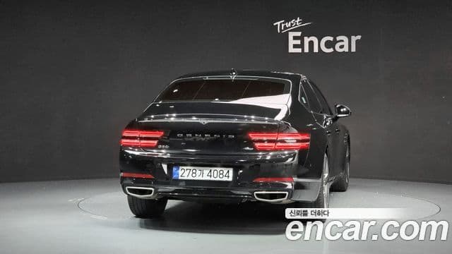 Genesis G80 (RG3) 4