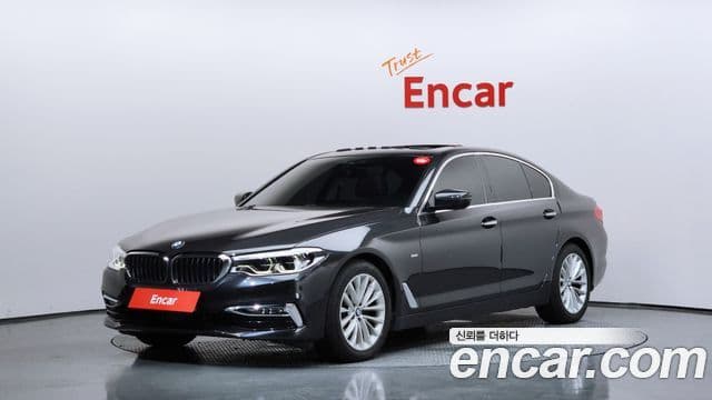 BMW 5 Series (G30)