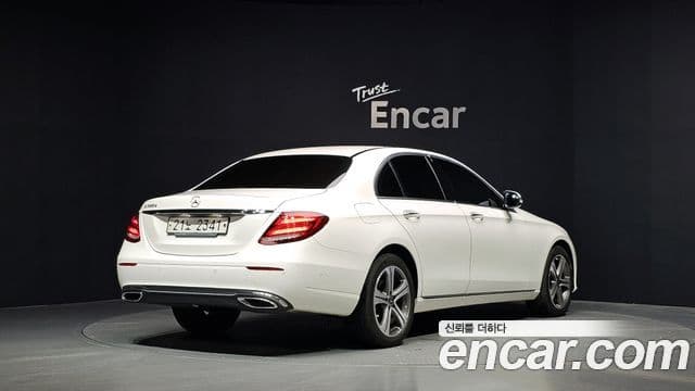 Mercedes-Benz E-Class W213 2