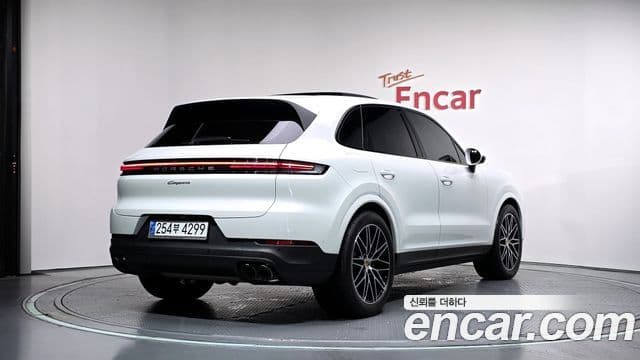 Porsche Cayenne (PO536) 2