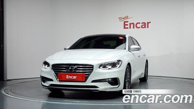 Hyundai Grandeur IG Hybrid 3
