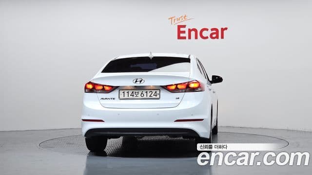 Hyundai Avante AD 4