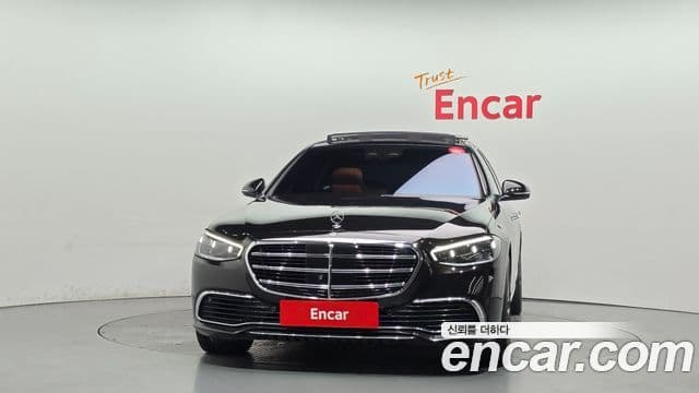 Mercedes-Benz S-Class W223 2