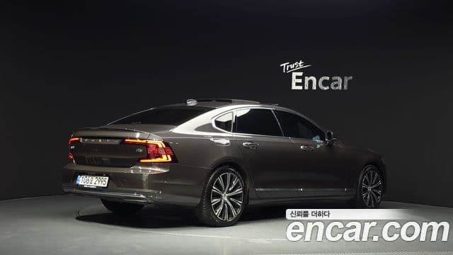 Volvo S90 2