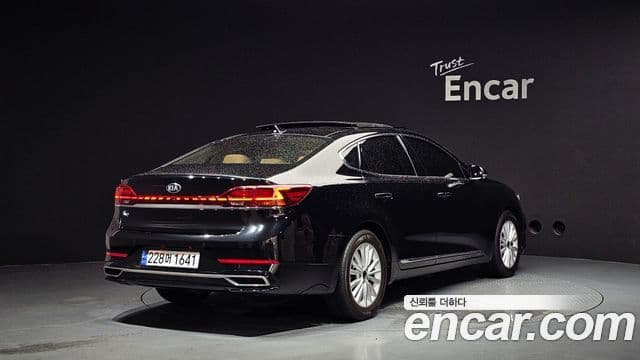 Kia K7 Premier 2