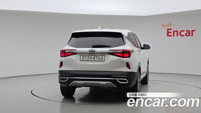 Kia Seltos 4