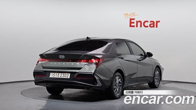 Hyundai The New Avante Hybrid (CN7) 2