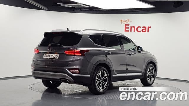Hyundai Santa Fe TM 2