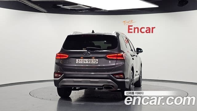 Hyundai Santa Fe TM 4
