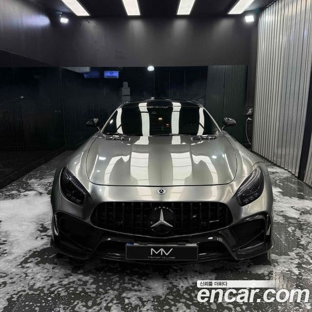 Mercedes-Benz AMG GT 1