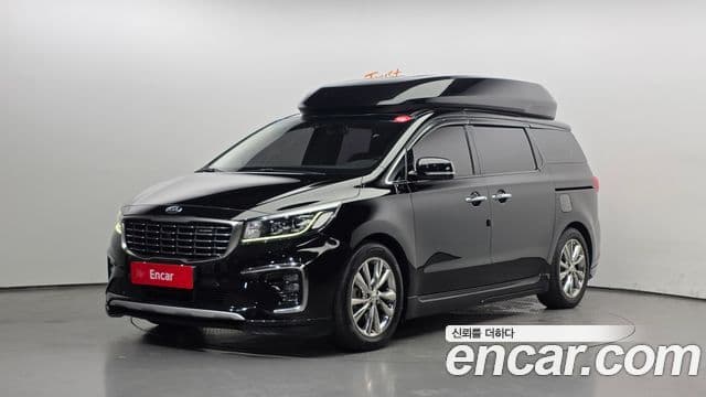 Kia The New Carnival — 1