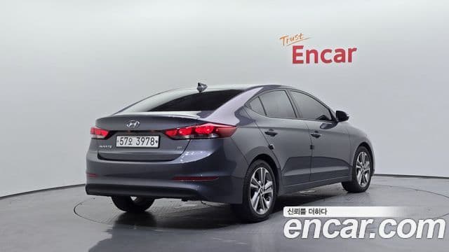 Hyundai Avante AD 2