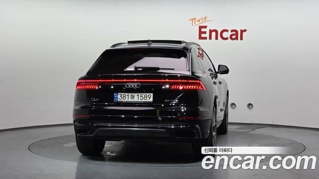 Audi Q8 (4M) 3