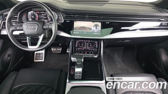 Audi Q8 (4M) 4