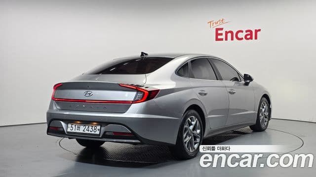 Hyundai Sonata (DN8) 2