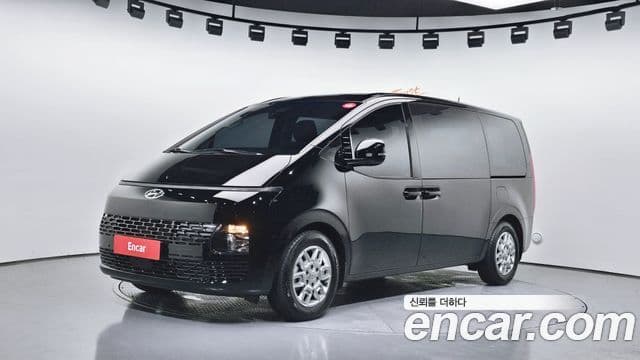 Hyundai Staria — 1