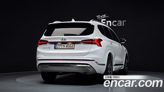 Hyundai The New Santa Fe 4