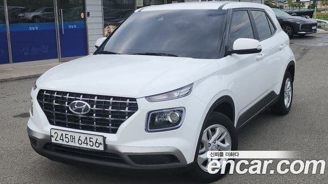 Hyundai Venue