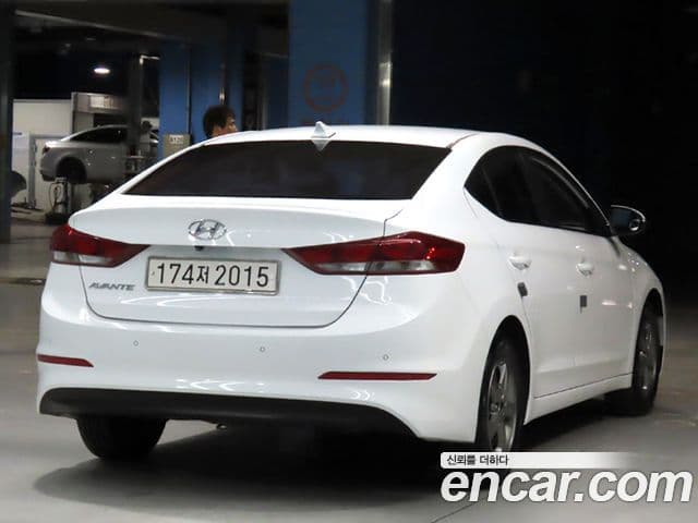 Hyundai Avante AD 3