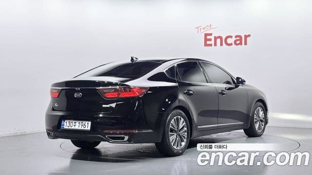 Kia All New K7 Hybrid 2