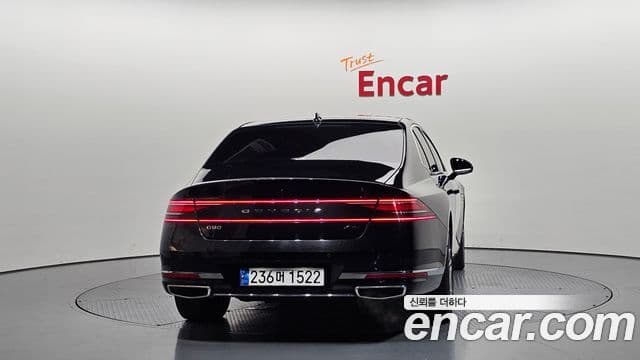 Genesis G90 (RS4) 4