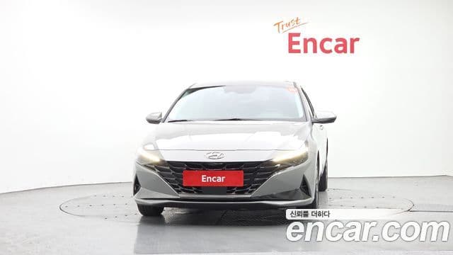 Hyundai Avante (CN7) 3