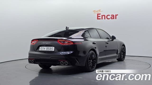 Kia Stinger 2