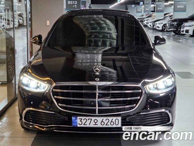 Mercedes-Benz S-Class W223 4